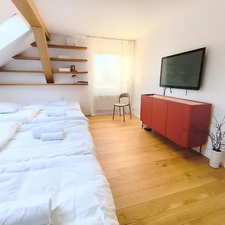 Natif - Near High Tatras, Free Parking, Garage Apartmán *